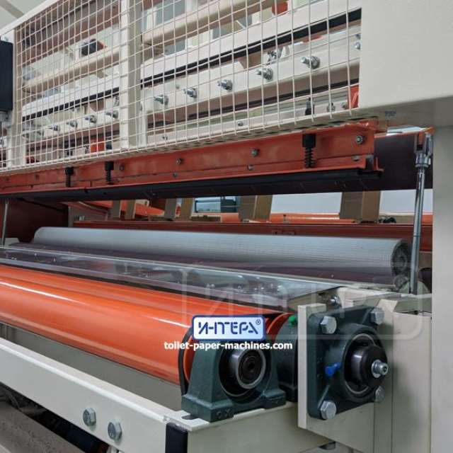 Automatic rewinder for toilet paper